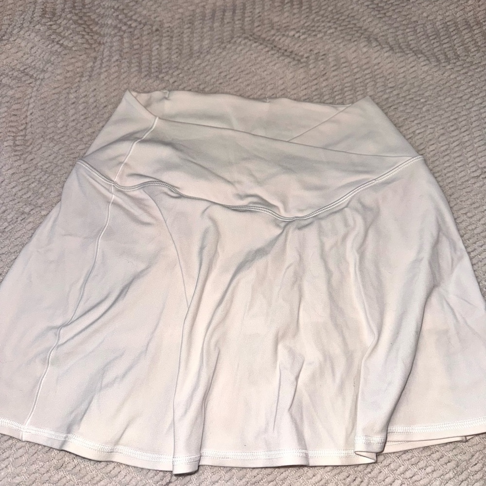 Aerie Offline White Athletic Skirt with criss cross waste band